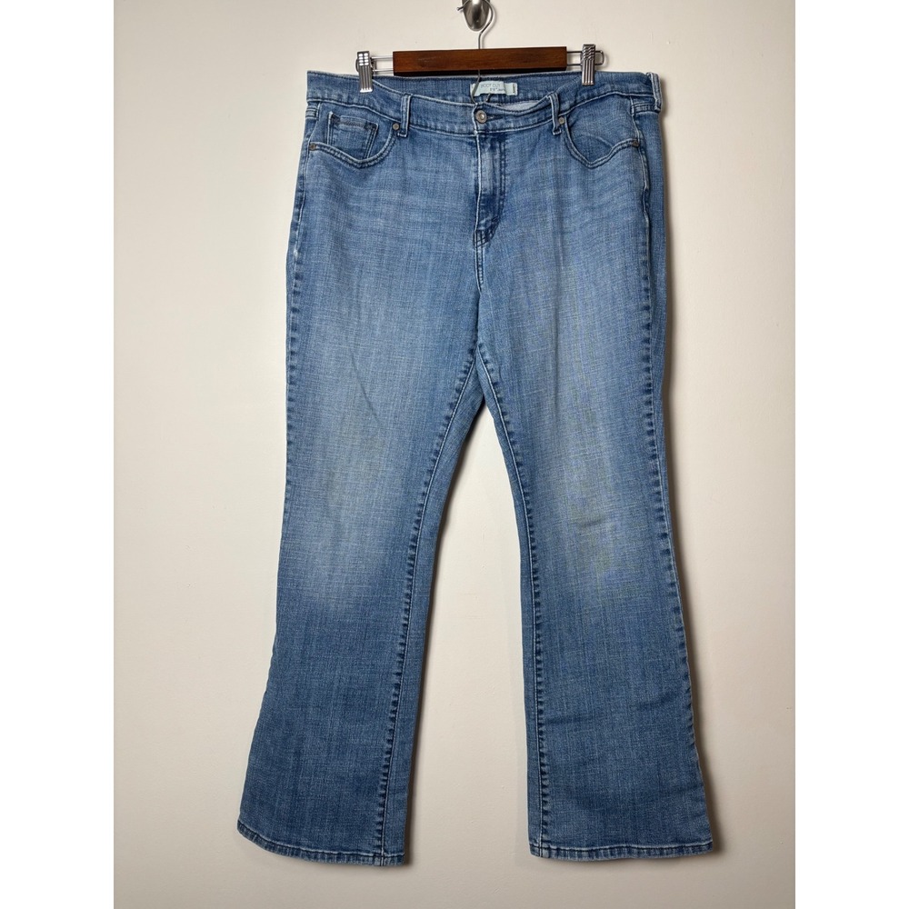 Levis 515 Womens Bootcut‎ Jeans 16 M 36x31 Denim Medium Wash Mid Rise Stretch